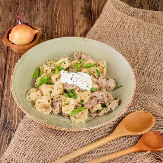 Галушки з українською ковбасою